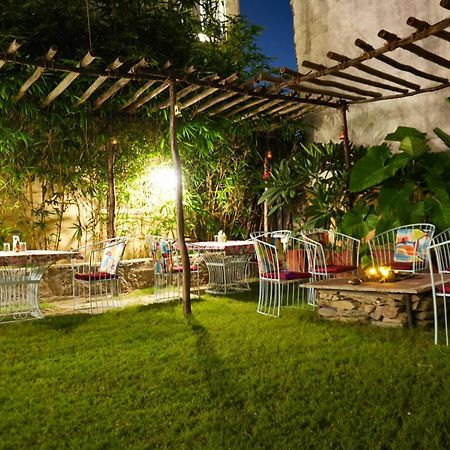 Petal Of Mewar - A Luxury Boutique Hotel อุเดเปอร์ ภายนอก รูปภาพ