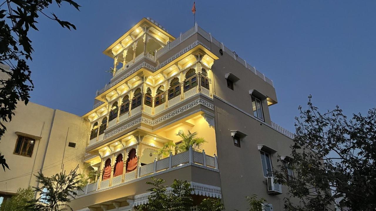 Petal Of Mewar - A Luxury Boutique Hotel อุเดเปอร์ ภายนอก รูปภาพ