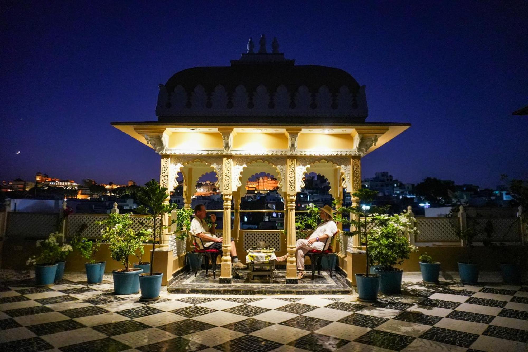 Petal Of Mewar - A Luxury Boutique Hotel อุเดเปอร์ ภายนอก รูปภาพ